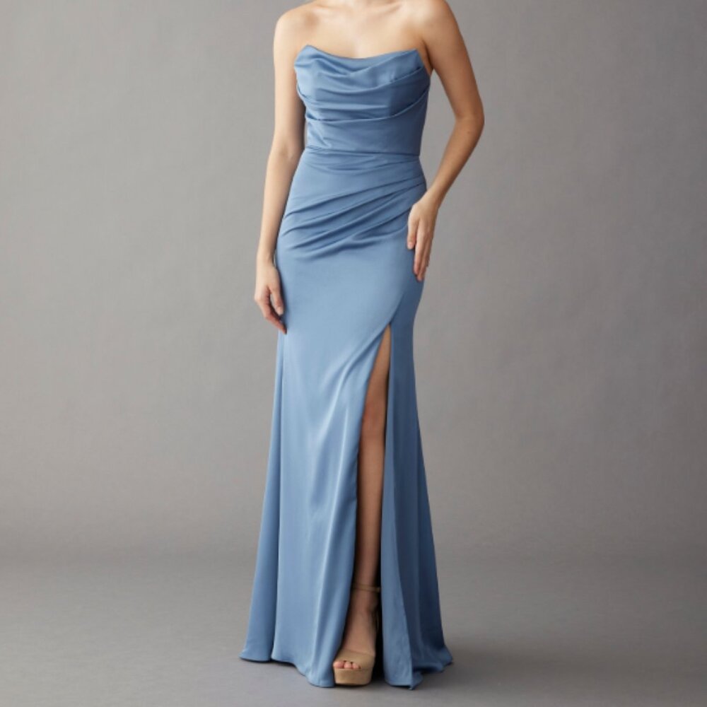 52305 - Hayley Paige Occasions